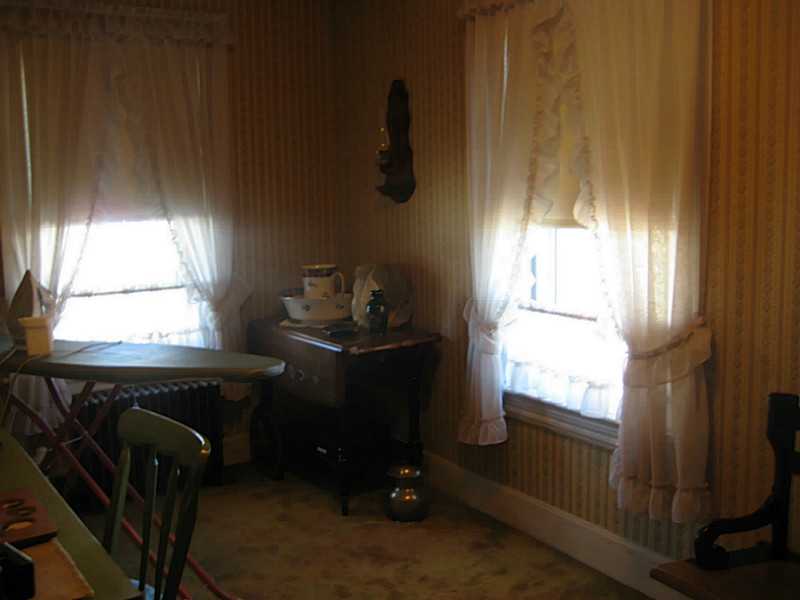 173 Power Road Pawtucket, RI 02860 - Photo 11 of 21 Bedroom.