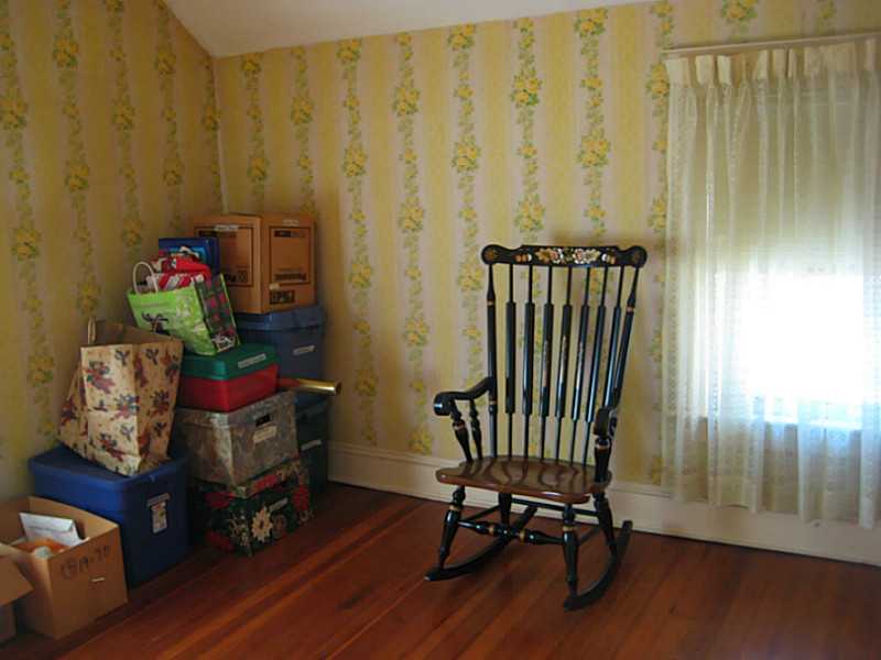 173 Power Road Pawtucket, RI 02860 - Photo 19 of 21 Bedroom.