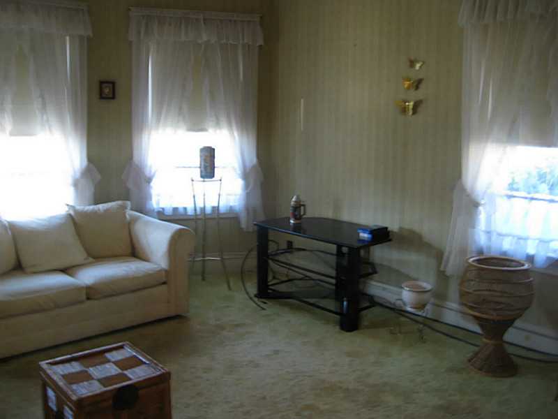 173 Power Road Pawtucket, RI 02860 - Photo 5 of 21 Living Room.