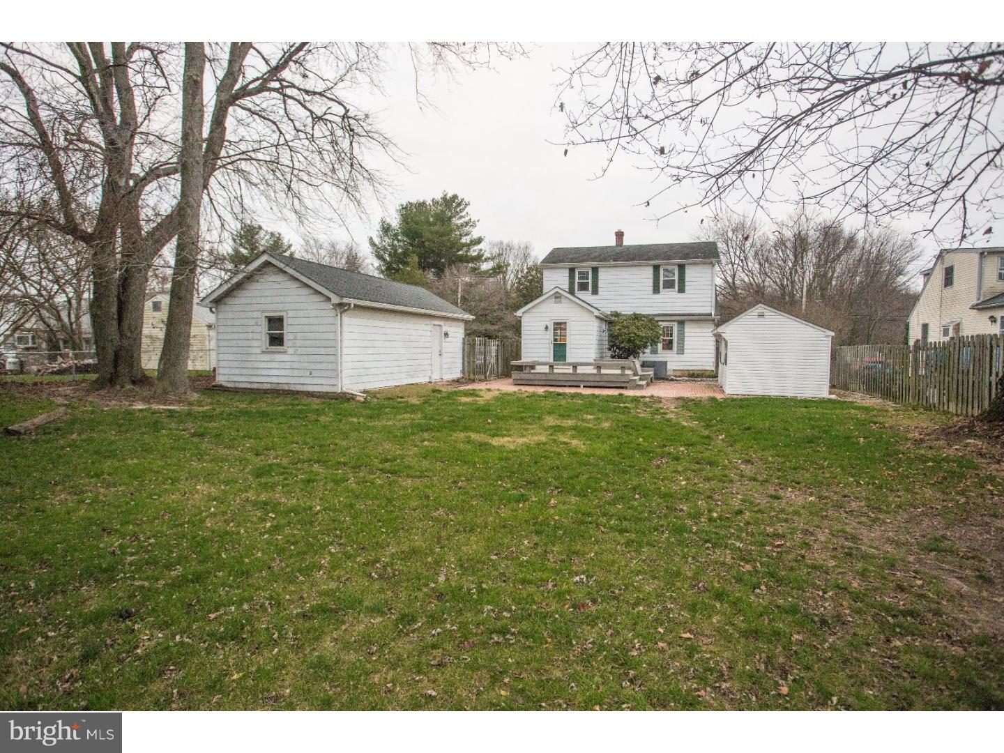 2749 Frenchtown Road Newark, DE 19702 - Photo 4 of 25 Exterior Back