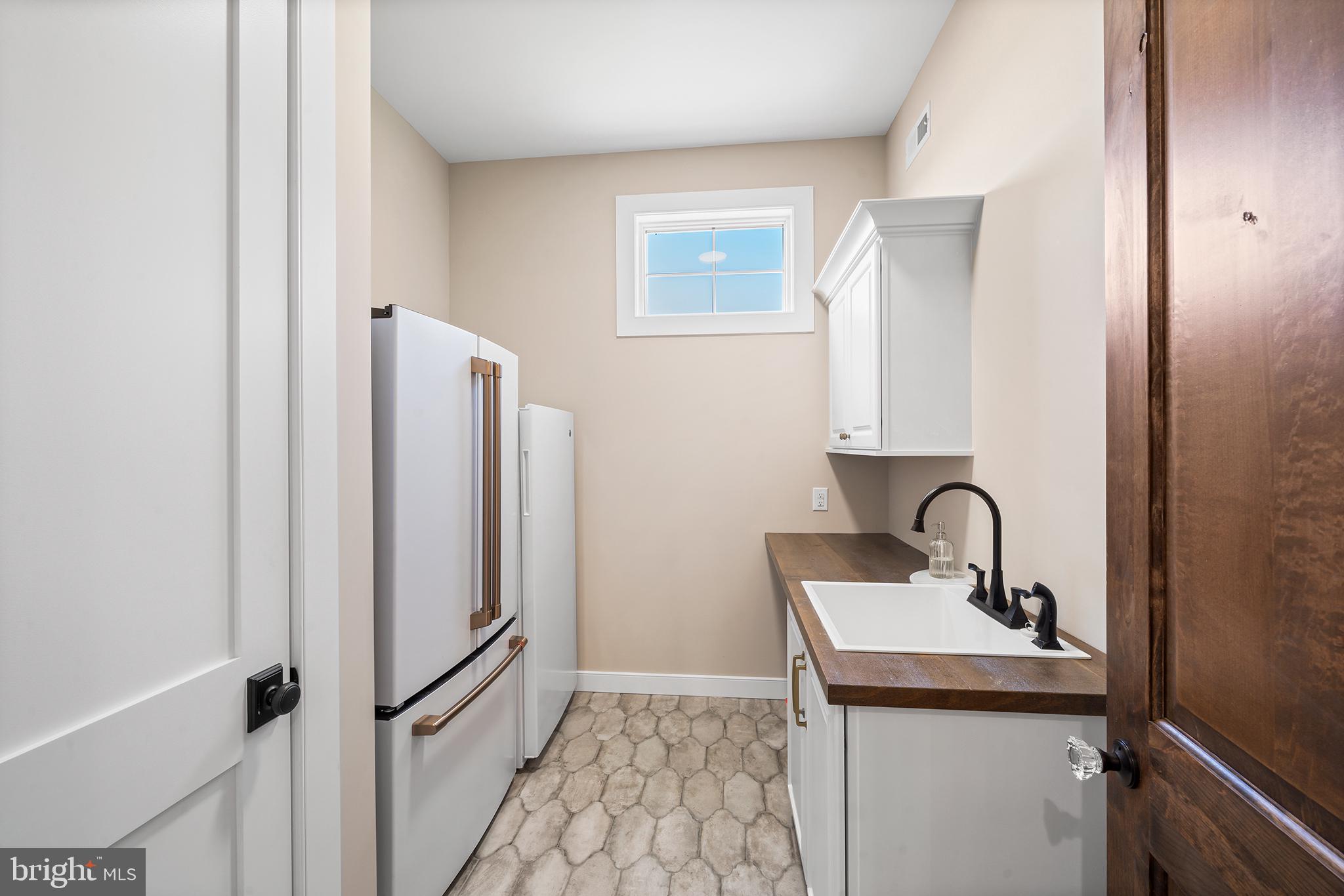 1823 Ridge Road Perkasie, PA 18944 - Photo 32 of 86 Scullury Kitchen