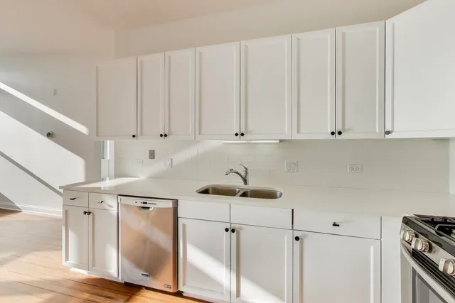 $3,450 | 1001 West Madison Street, Unit 704, Chicago, IL 60607