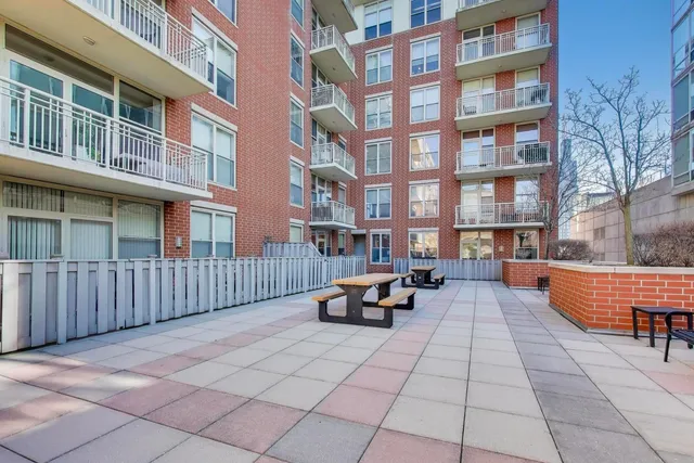 $3,450 | 1001 West Madison Street, Unit 704, Chicago, IL 60607