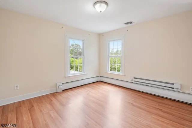 $1,800 | 29 Walnut Street, Unit 2, Sussex, NJ 07461