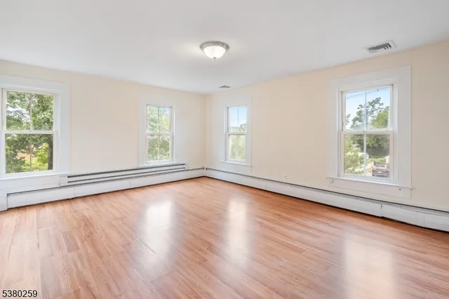 $1,800 | 29 Walnut Street, Unit 2, Sussex, NJ 07461