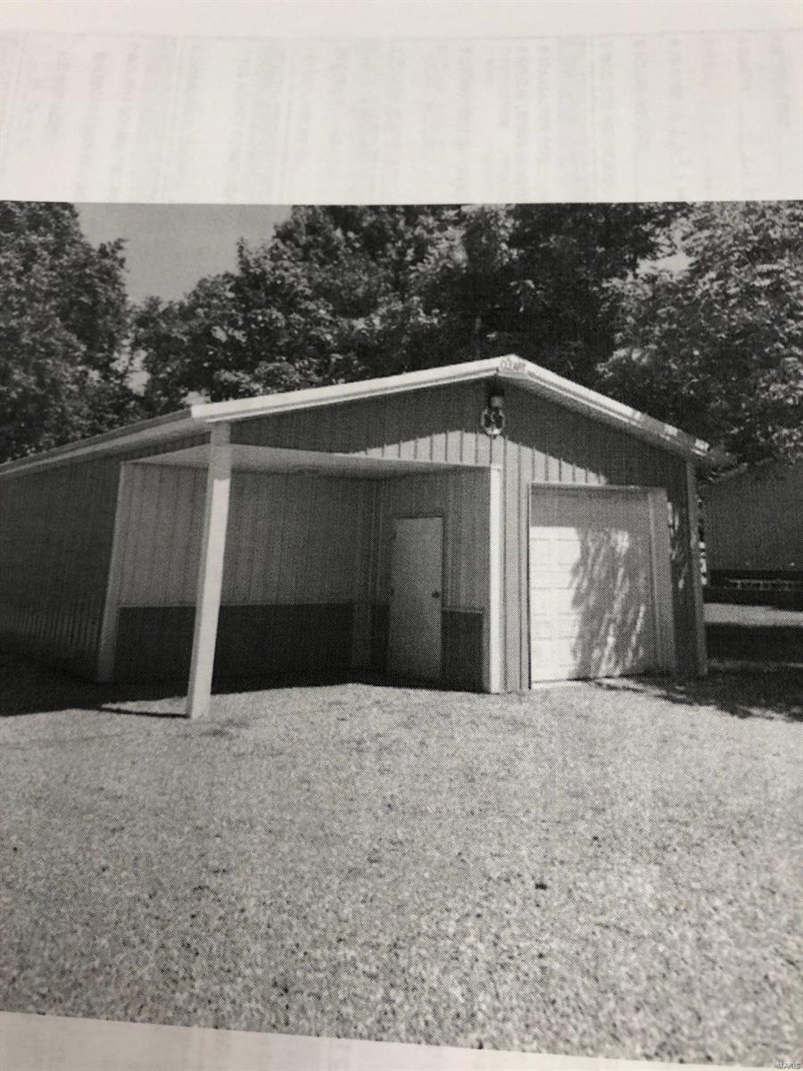 25402 Chatterton Road Carlyle, IL 62231 - Photo 1 of 1