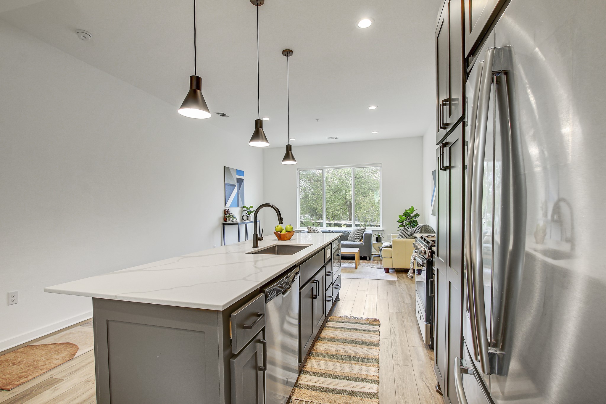 2804 South 1st Street, Unit 1108 Austin, TX 78704 - Photo 15 of 40 a very nice looking room with a large window