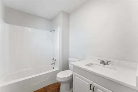 $169,900 | 909 Helen Street, Iowa, LA 70647