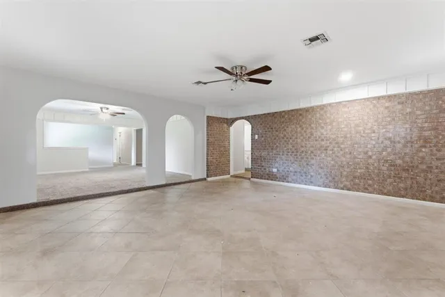 $169,900 | 909 Helen Street, Iowa, LA 70647