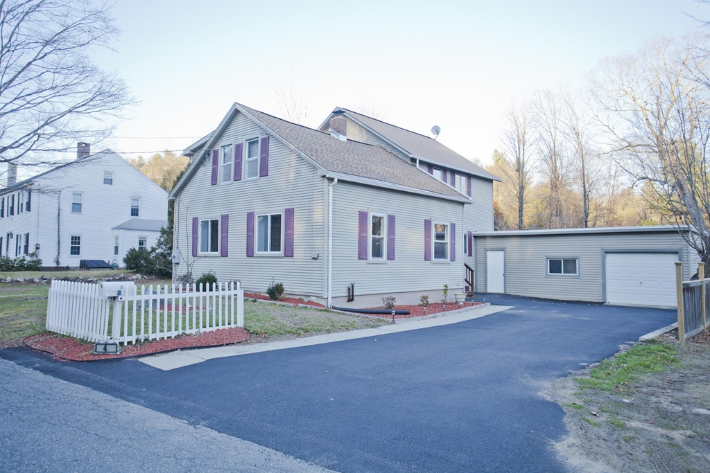 4 Manhan Road Southampton, MA 01073 - Photo 1 of 30 Gallery Image 1