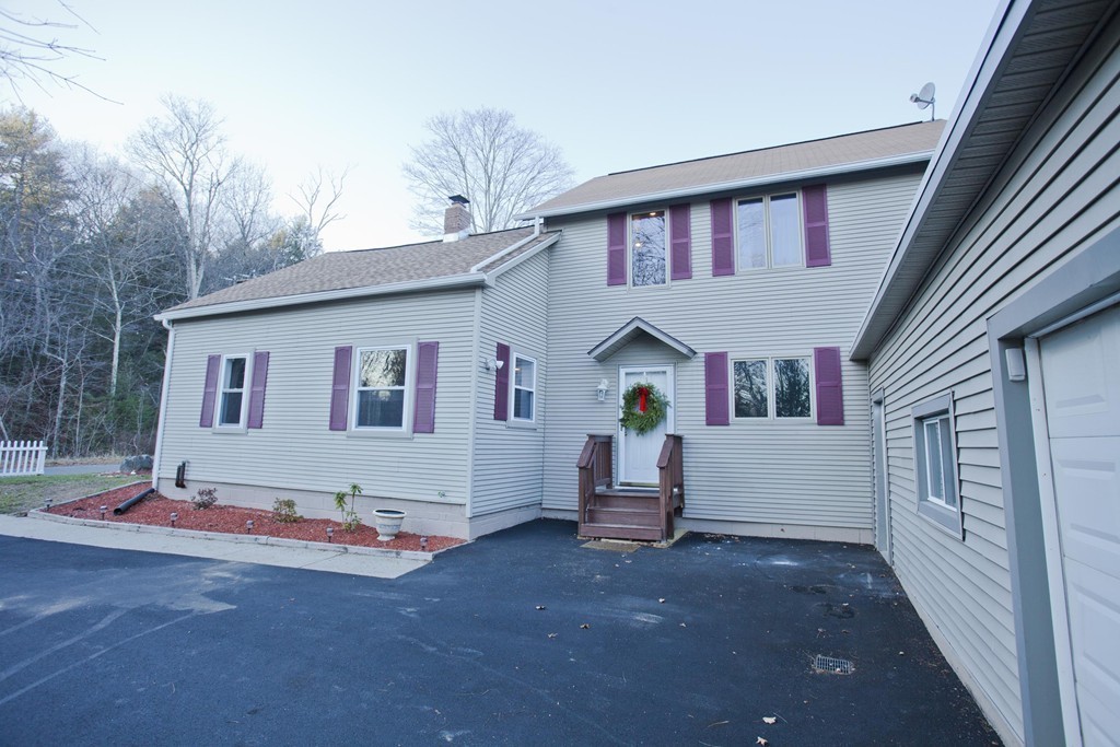 4 Manhan Road Southampton, MA 01073 - Photo 3 of 30 Gallery Image 3