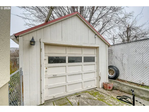 $295,000 | 3 Northwest 9th Street, Pendleton, OR 97801