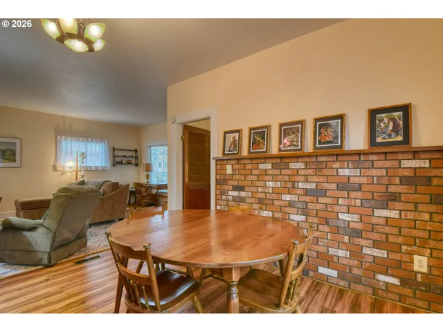 $319,000 | 3 Northwest 9th Street, Pendleton, OR 97801