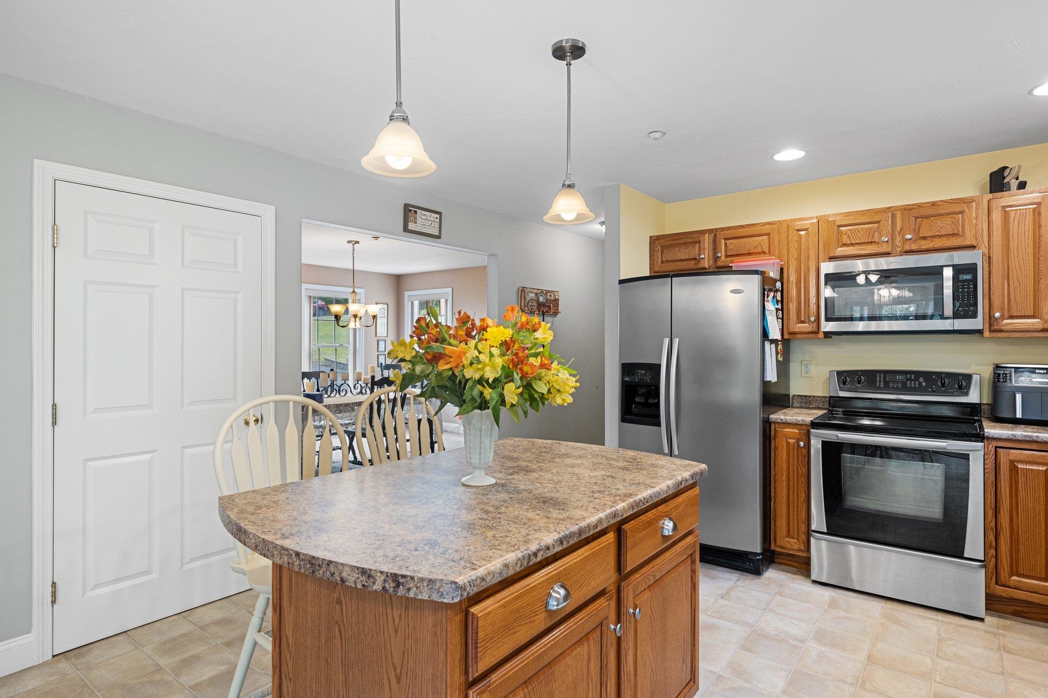40 Thistle Hill Road Loudon, NH 03307 - Photo 8 of 35