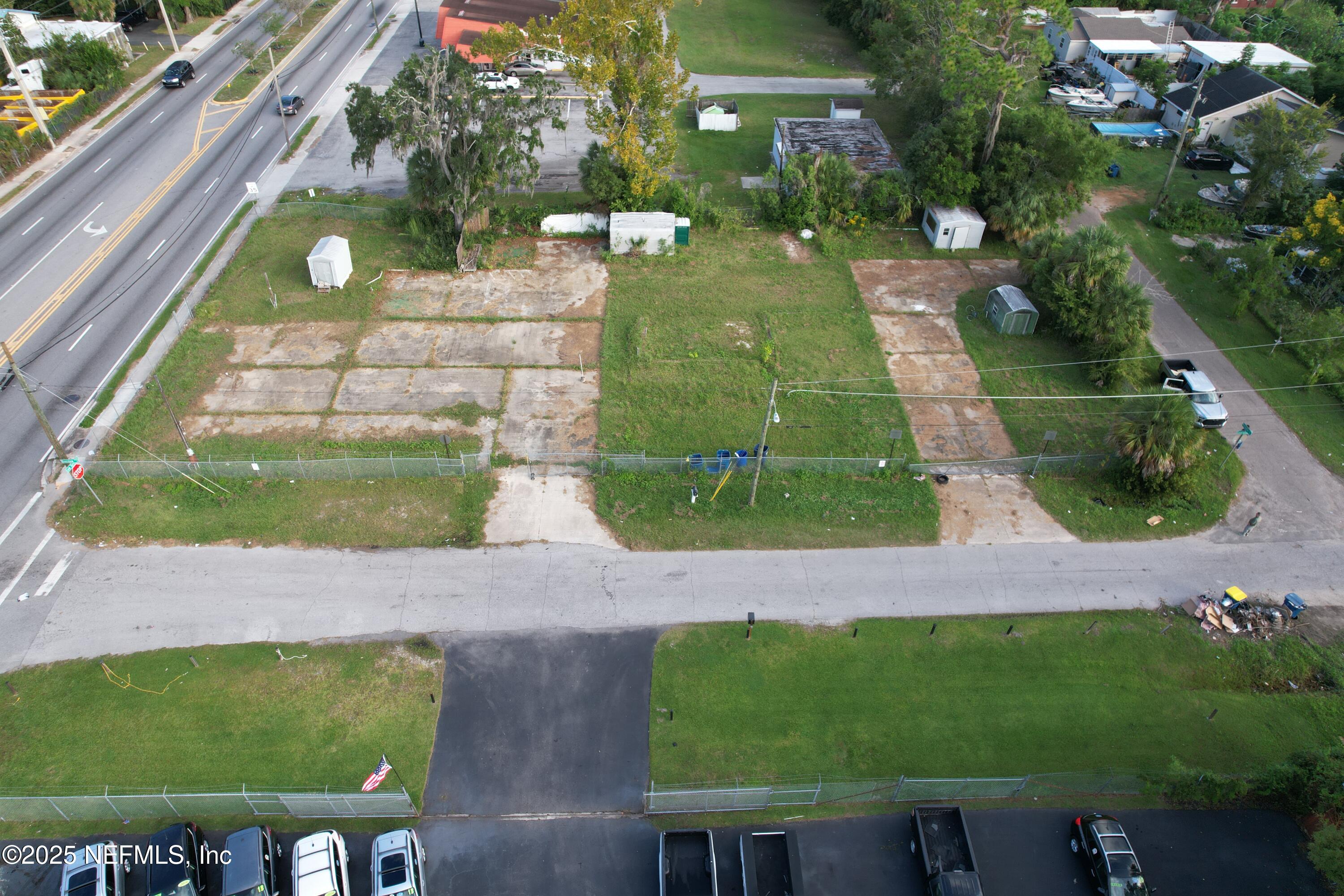 8601 Lem Turner Road Jacksonville, FL 32208 - Photo 2 of 8