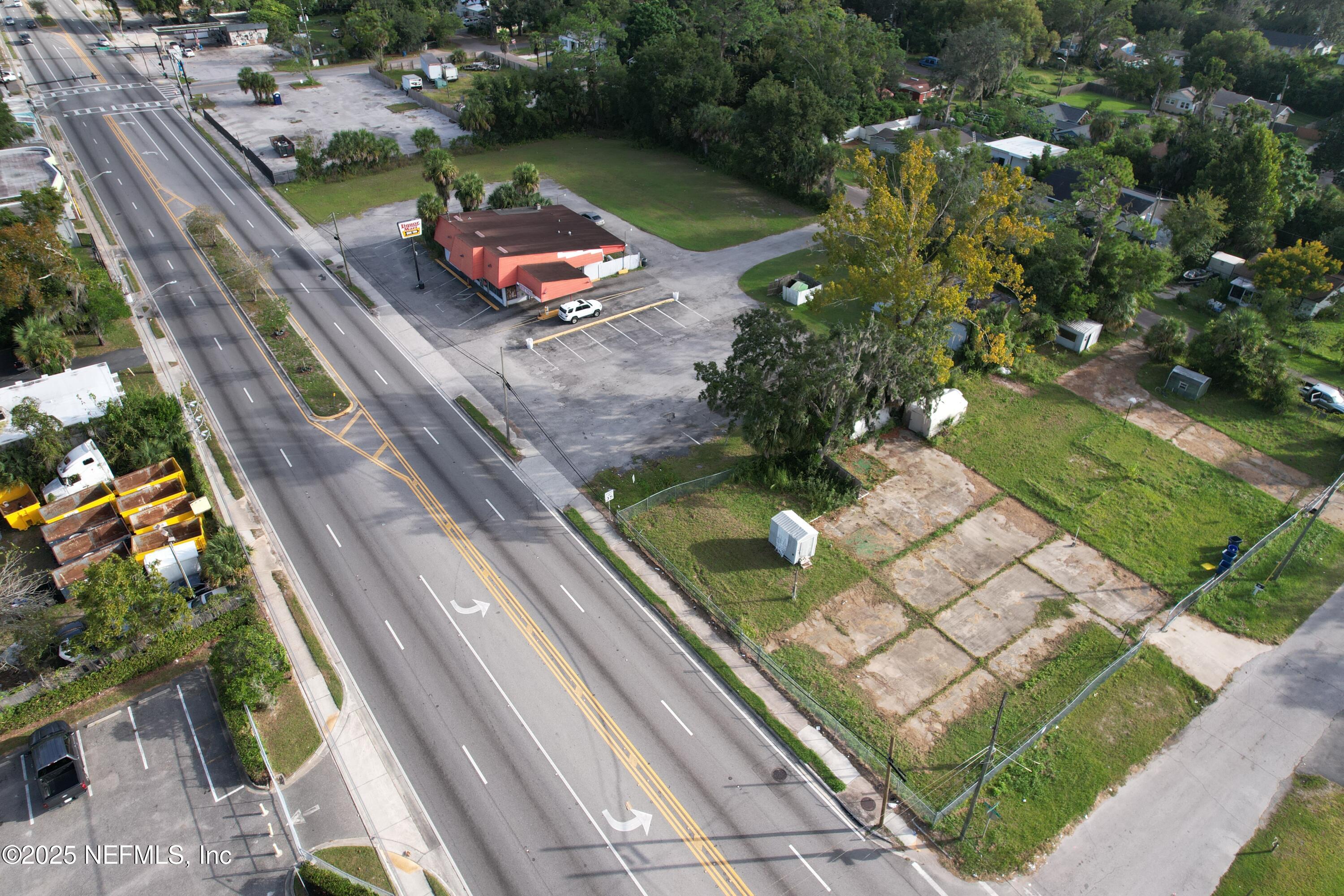 8601 Lem Turner Road Jacksonville, FL 32208 - Photo 8 of 8