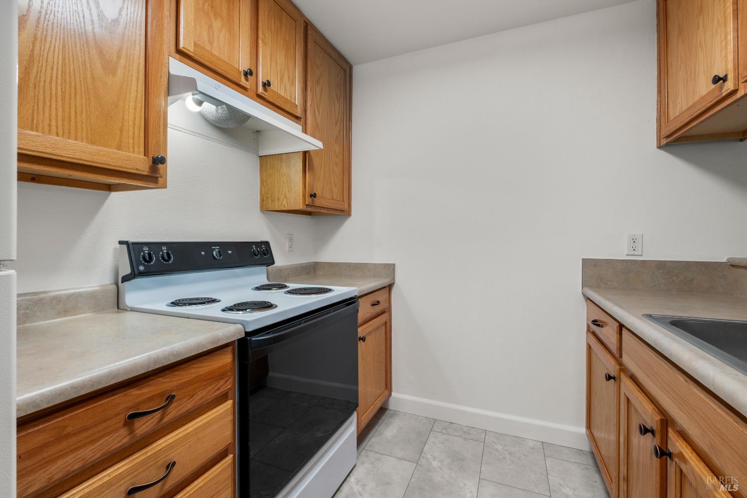 1540 Center Road, Unit 381 Novato, CA 94947 - Photo 26 of 32