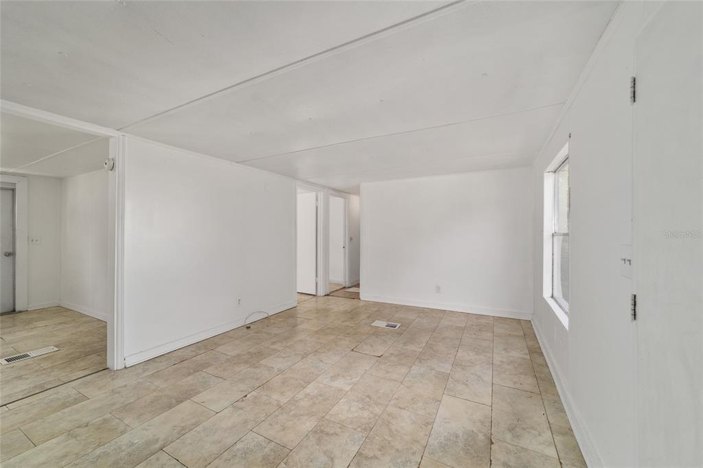 3081 Southwest 90th Street Ocala, FL 34476 - Photo 19 of 34 a view of an empty room