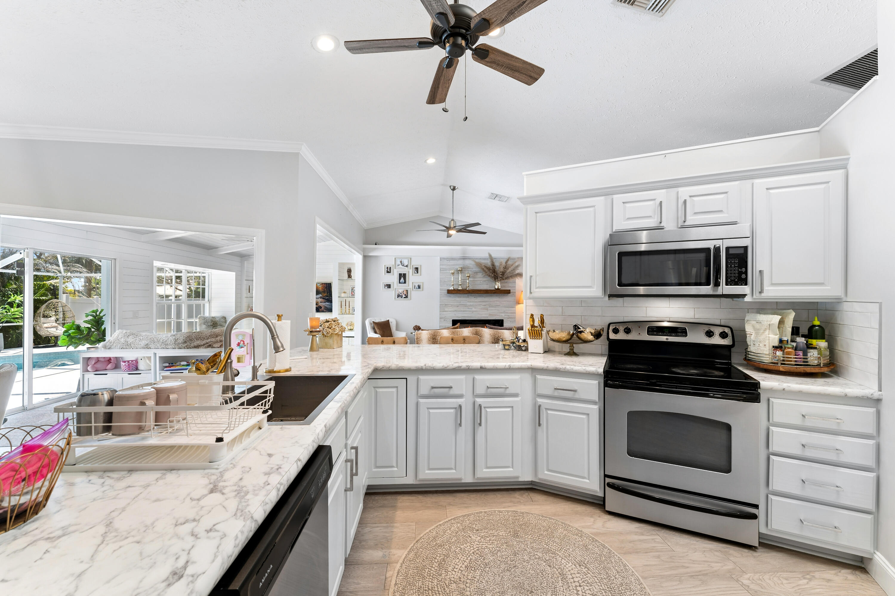 2317 Southwest Abner Road Port St. Lucie, FL 34953 - Photo 11 of 73 Kitchen