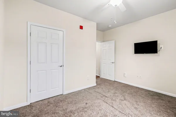 $3,200 | 20655 Hope Spring Terrace, Unit 304, Ashburn, VA 20147