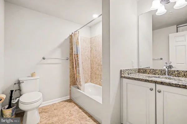 $3,200 | 20655 Hope Spring Terrace, Unit 304, Ashburn, VA 20147