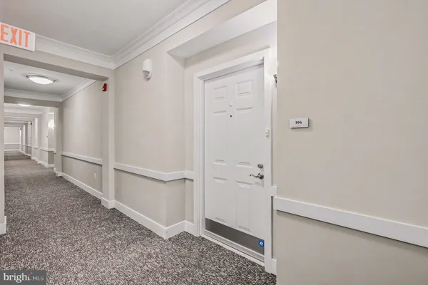 $3,200 | 20655 Hope Spring Terrace, Unit 304, Ashburn, VA 20147