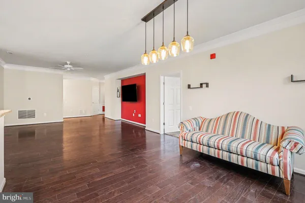 $3,200 | 20655 Hope Spring Terrace, Unit 304, Ashburn, VA 20147