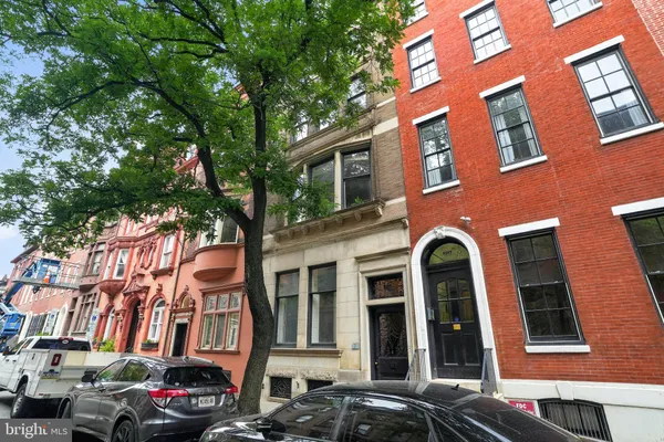 $1,900 | 1919 Spruce Street, Unit 4F, Philadelphia, PA 19103