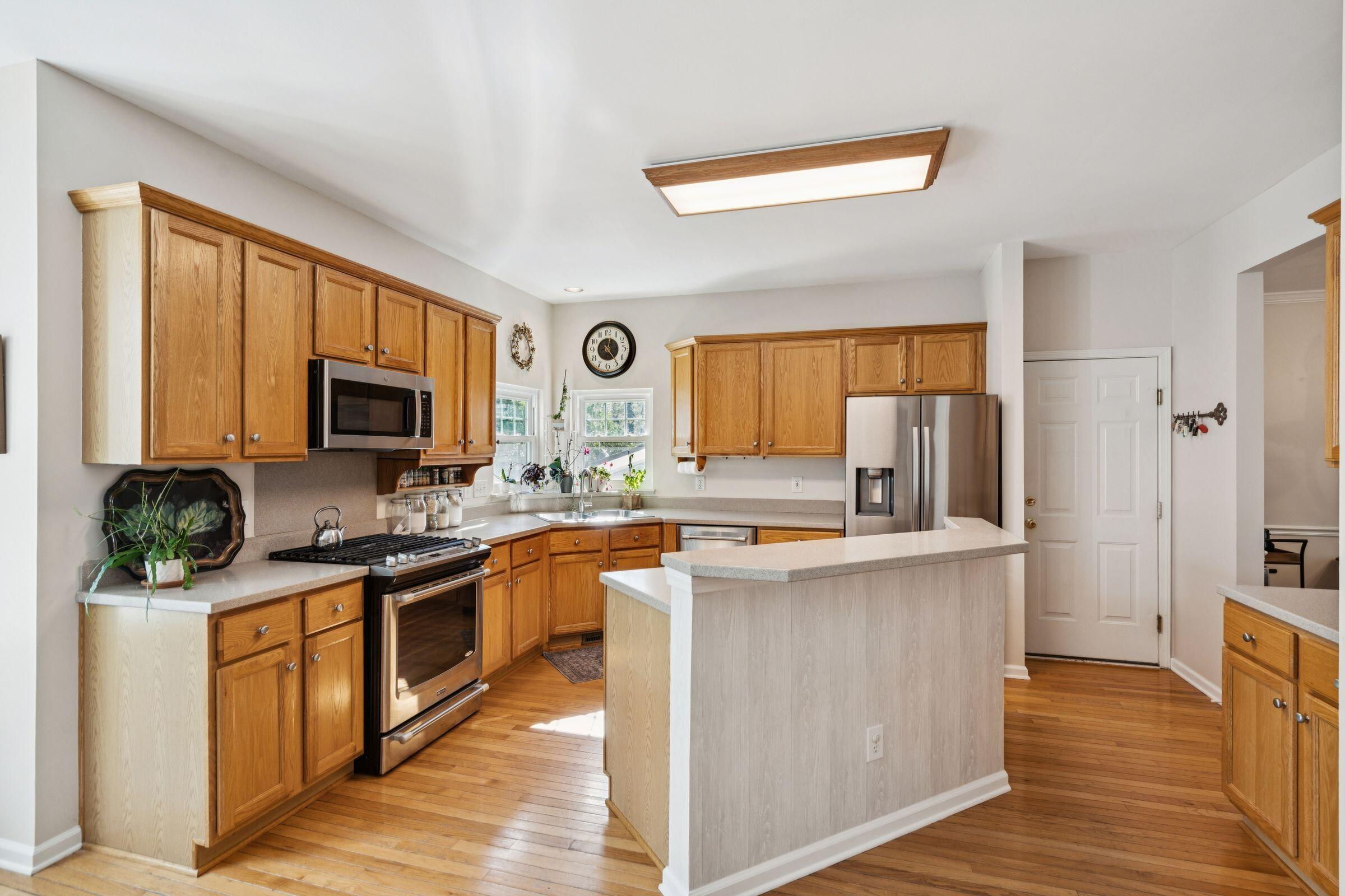 1336 Wynbrook Trace Mount Pleasant, SC 29466 - Photo 13 of 80 1336 Wynbrook Trace-KeenEye018