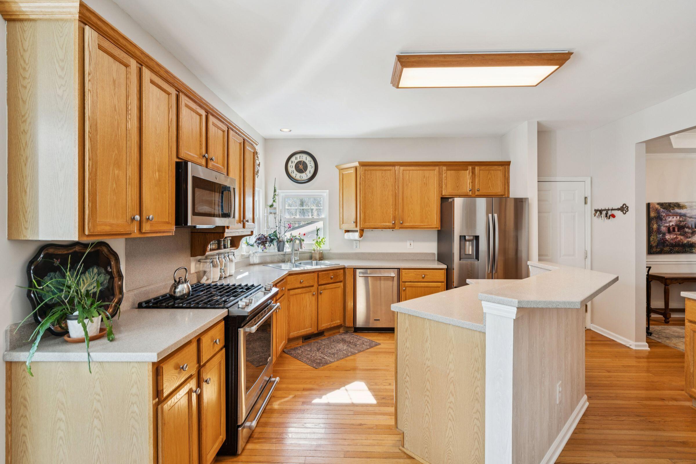 1336 Wynbrook Trace Mount Pleasant, SC 29466 - Photo 15 of 80 1336 Wynbrook Trace-KeenEye021