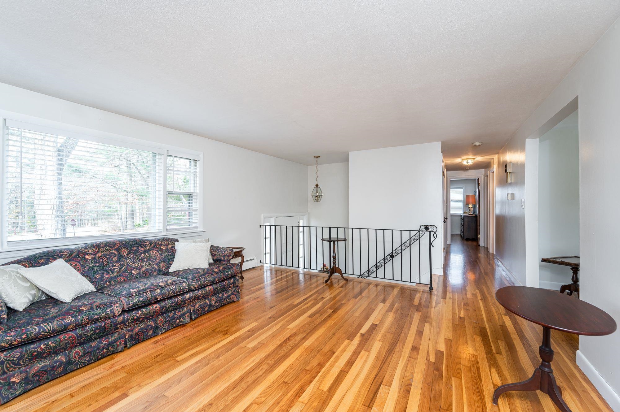 10 Lincoln Road Hampstead, NH 03841 - Photo 5 of 26 Gallery Image 5