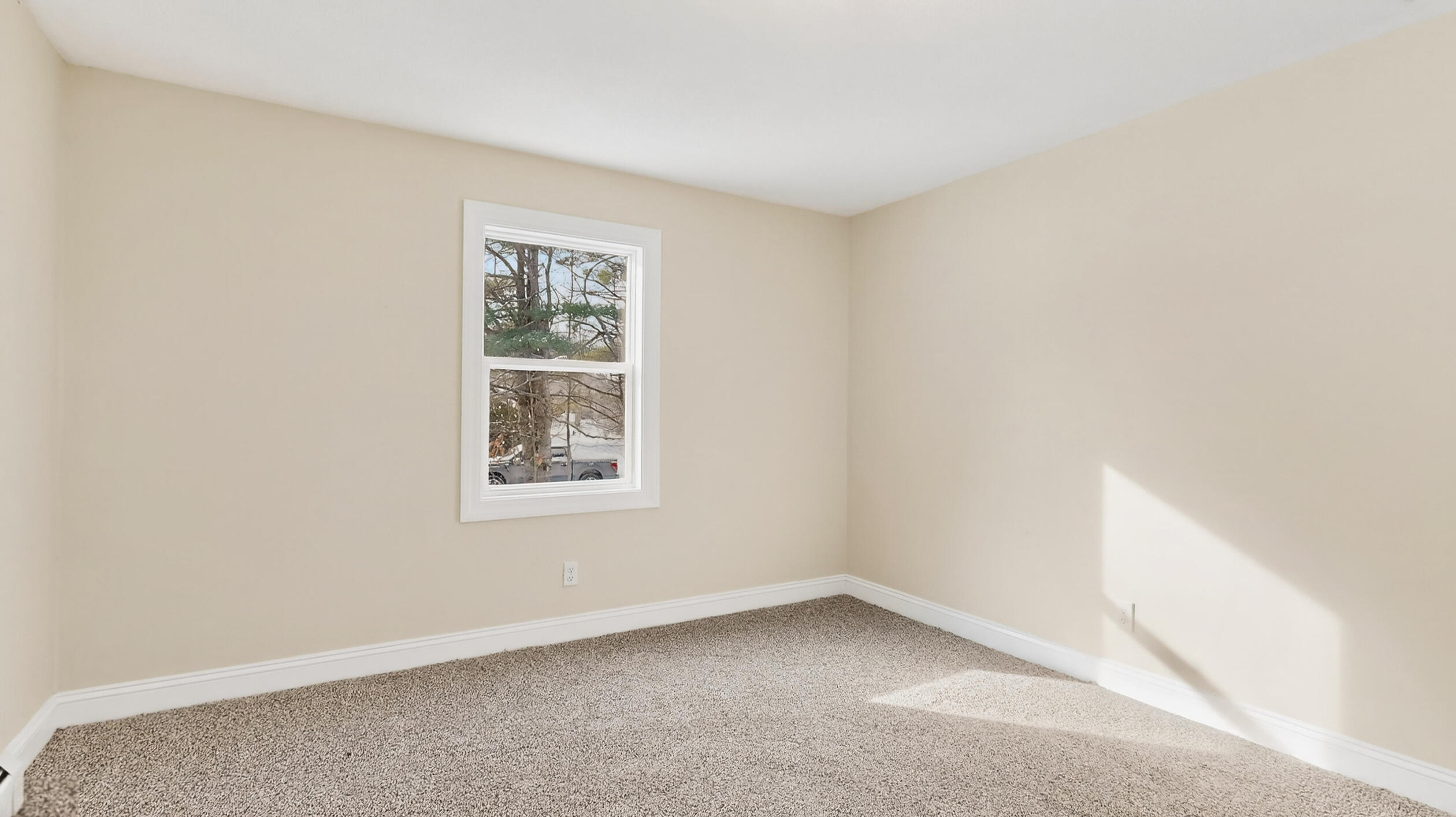 5 Mountain View Lane Standish, ME 04084 - Photo 31 of 64 5 Mountain View Ln Standish ME (16)