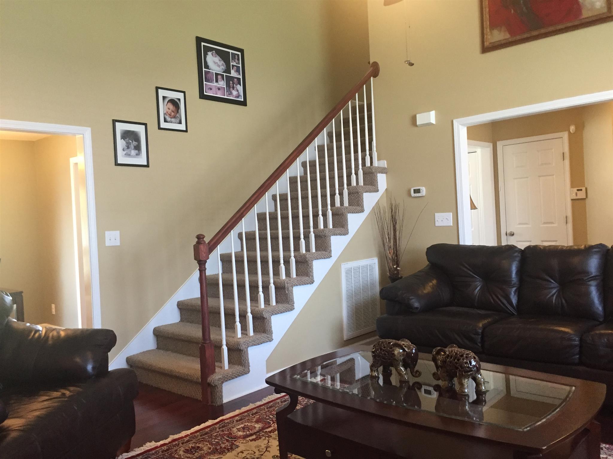 1812 Abrams Road Clarksville, TN 37042 - Photo 19 of 27 Living room