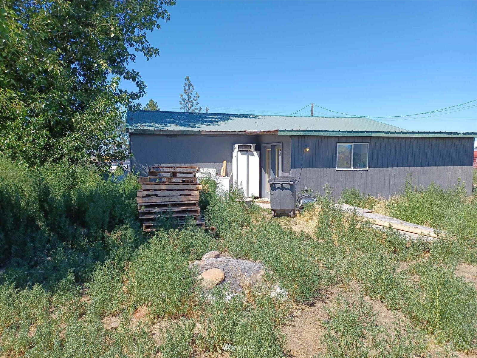 8711 Northeast 10th Road Moses Lake, WA 98837 - Photo 4 of 8 Gallery Image 4