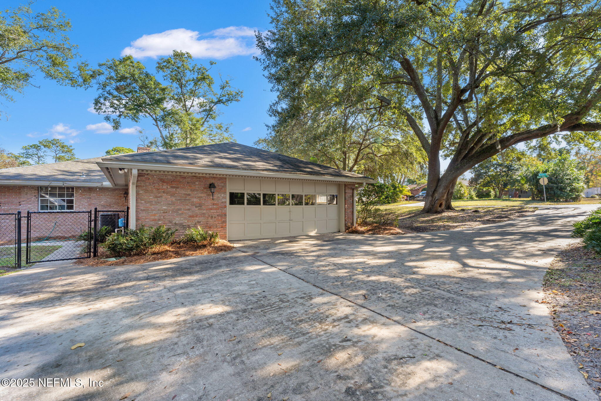 4236 Buck Point Road Jacksonville, FL 32210 - Photo 3 of 41 3-web-or-mls-DSC08704
