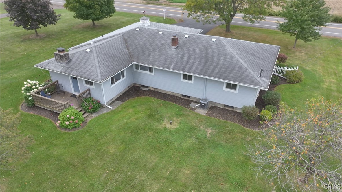5380 Munro Road Camillus, NY 13031 - Photo 2 of 2 Back of house