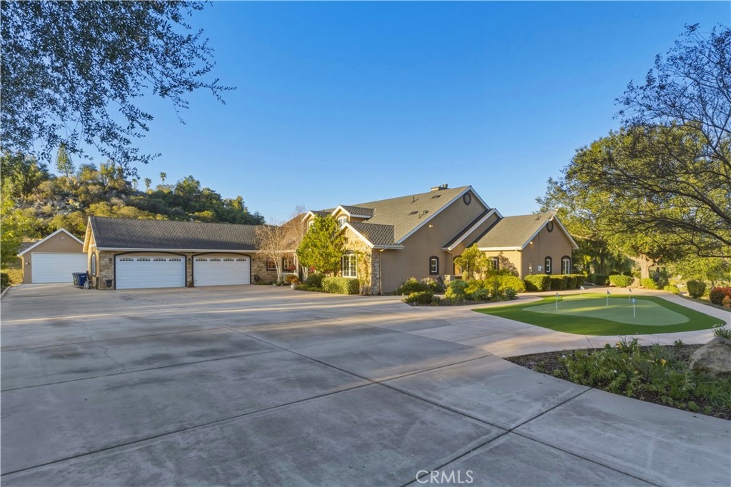14179 Woods Valley Road Valley Center, CA 92082 - Photo 57 of 60