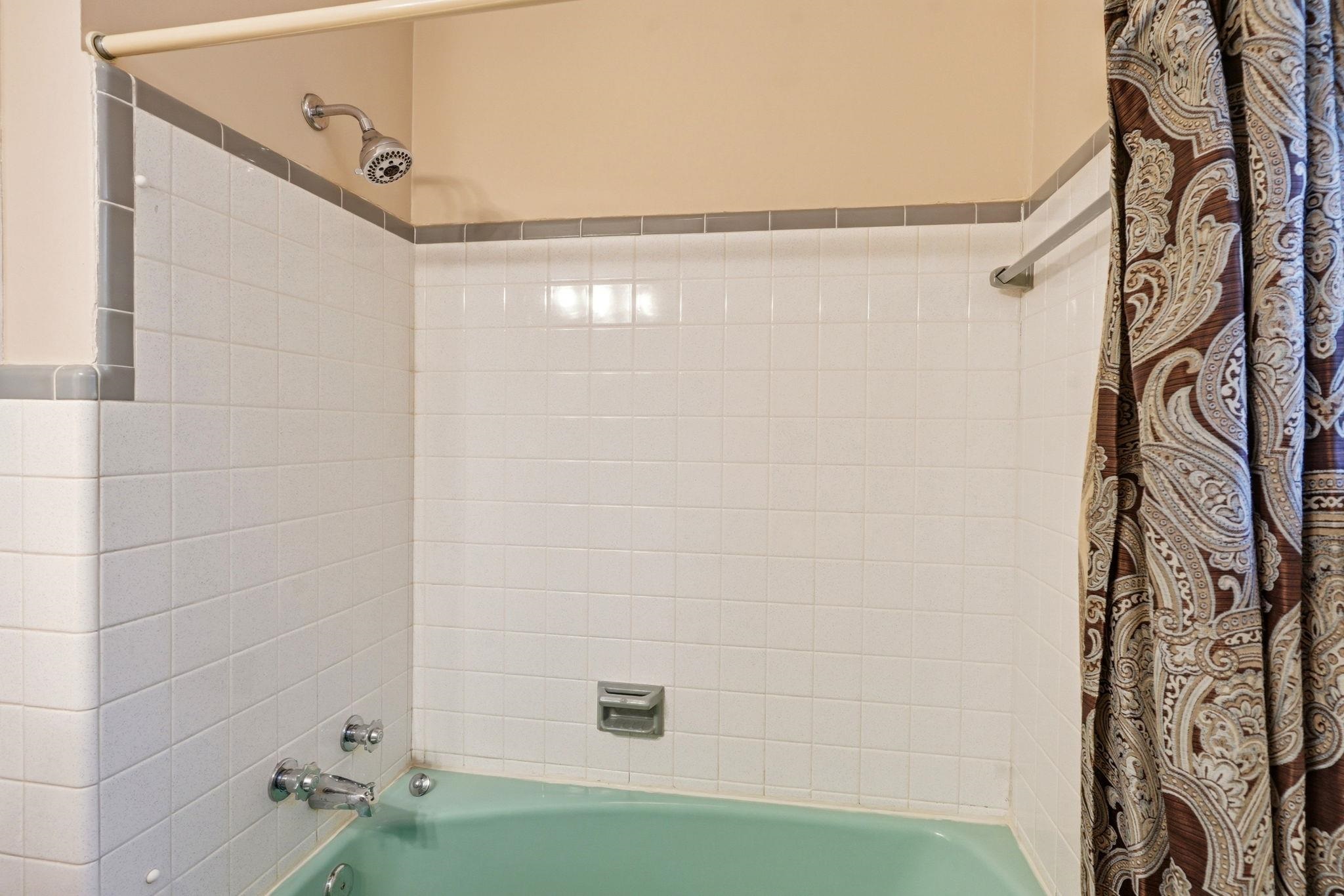 1923 Sharon Road Tallahassee, FL 32303 - Photo 31 of 52