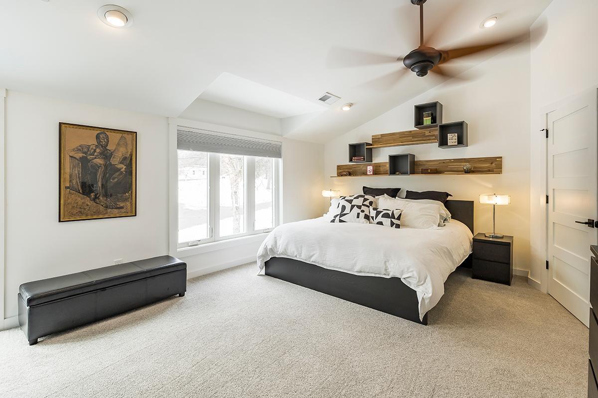 5129 Beacon Hill Road Minnetonka, MN 55345 - Photo 20 of 56 Gallery Image 20