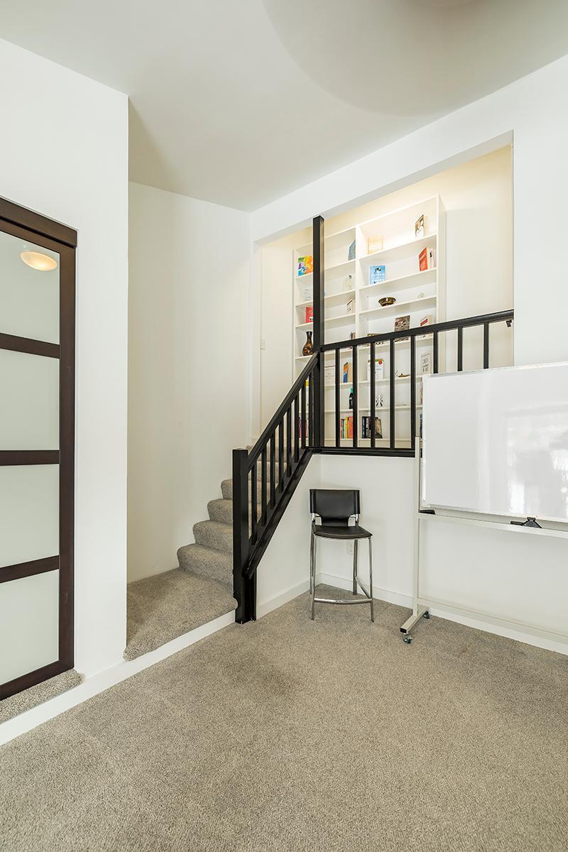 5129 Beacon Hill Road Minnetonka, MN 55345 - Photo 26 of 56 Gallery Image 26