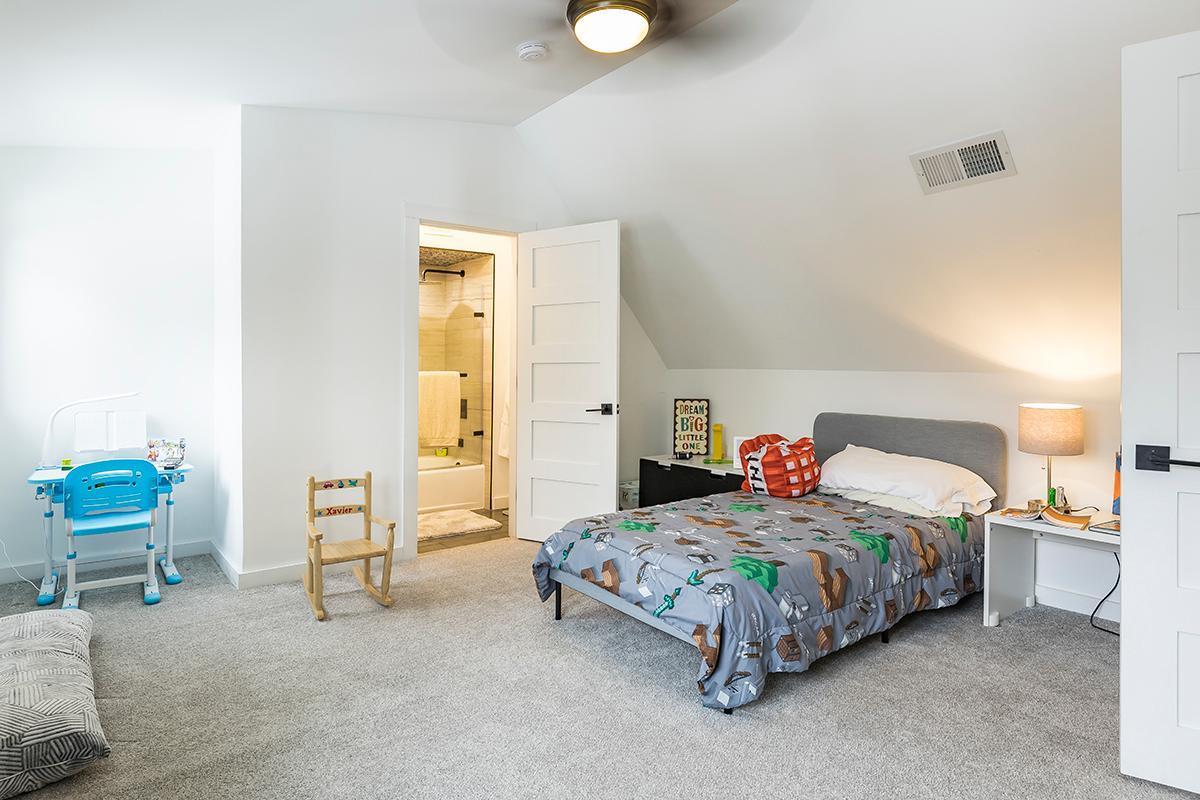 5129 Beacon Hill Road Minnetonka, MN 55345 - Photo 27 of 56 Gallery Image 27