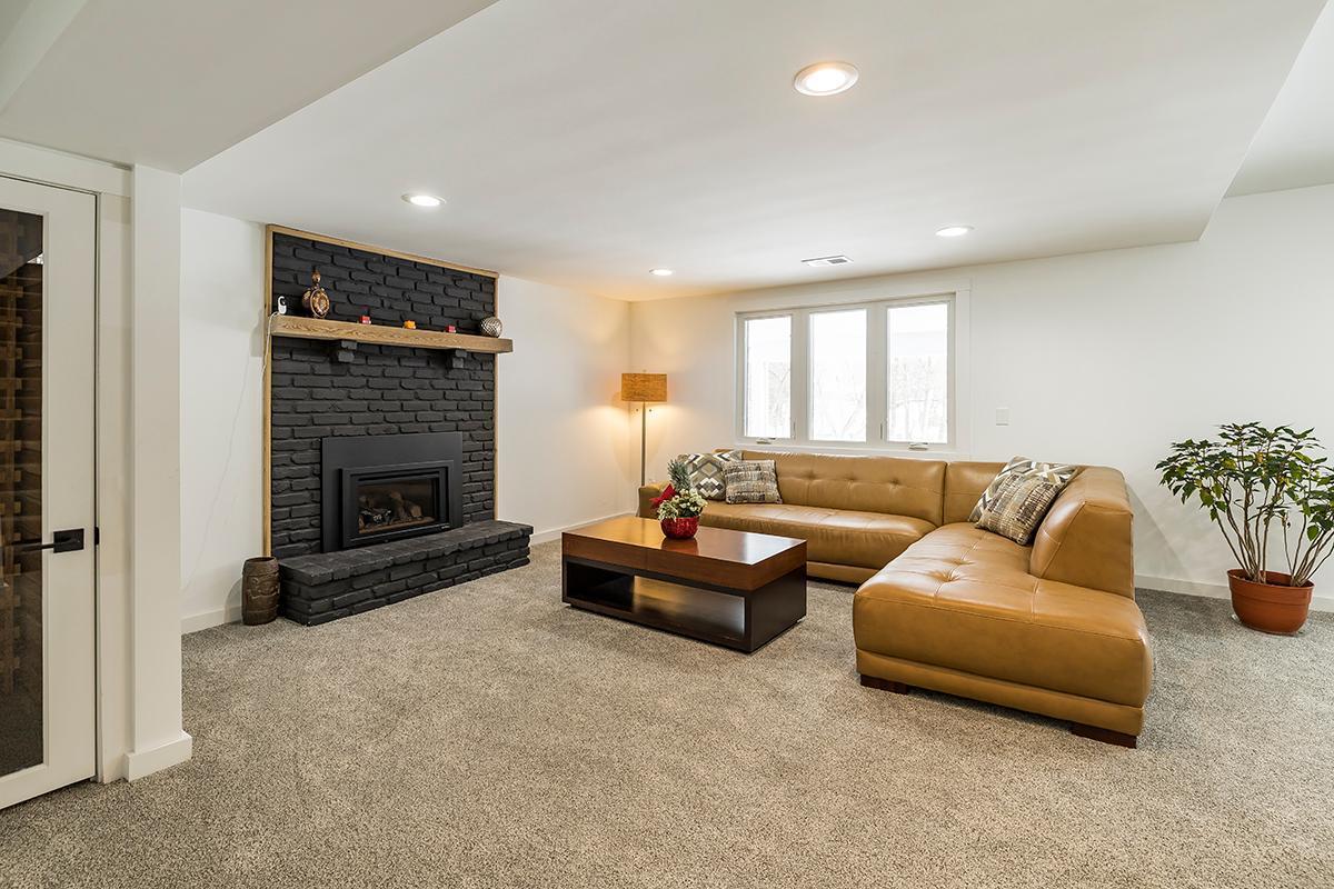 5129 Beacon Hill Road Minnetonka, MN 55345 - Photo 33 of 56 Gallery Image 33