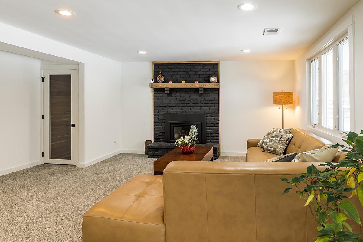 5129 Beacon Hill Road Minnetonka, MN 55345 - Photo 34 of 56 Gallery Image 34
