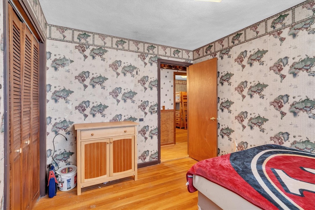 65 Ingalls Street Warwick, RI 02889 - Photo 11 of 24