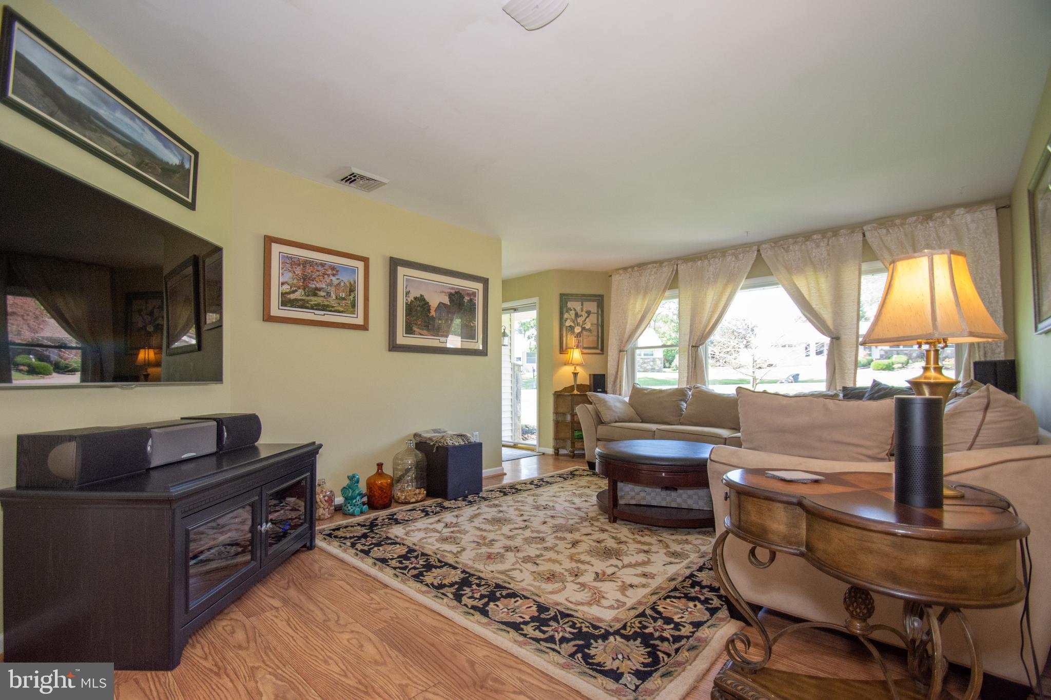 500 Heather Road Exton, PA 19341 - Photo 4 of 19 Living Room