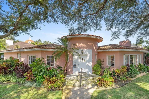 $2,500,000 | 1247 Anastasia Avenue, Coral Gables, FL 33134