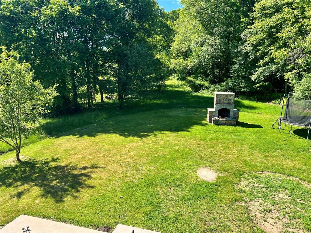 233 Sisson Road Coventry, RI 02827 - Photo 6 of 33