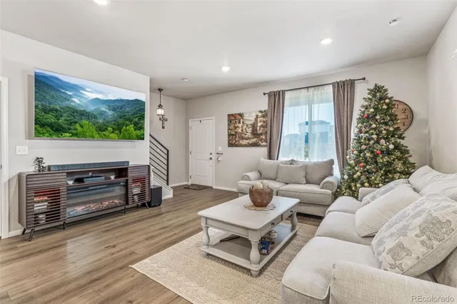 $2,500 | 5784 Dakan Loop, Colorado Springs, CO 80927