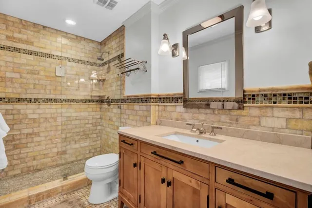 $4,900 | 47 Twin Oaks Lane, Isle of Palms, SC 29451