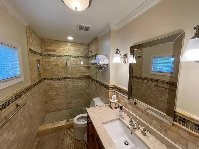 $4,900 | 47 Twin Oaks Lane, Isle of Palms, SC 29451